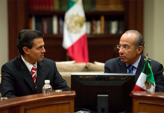 Enrique Peña Nieto y Felipe Calderón